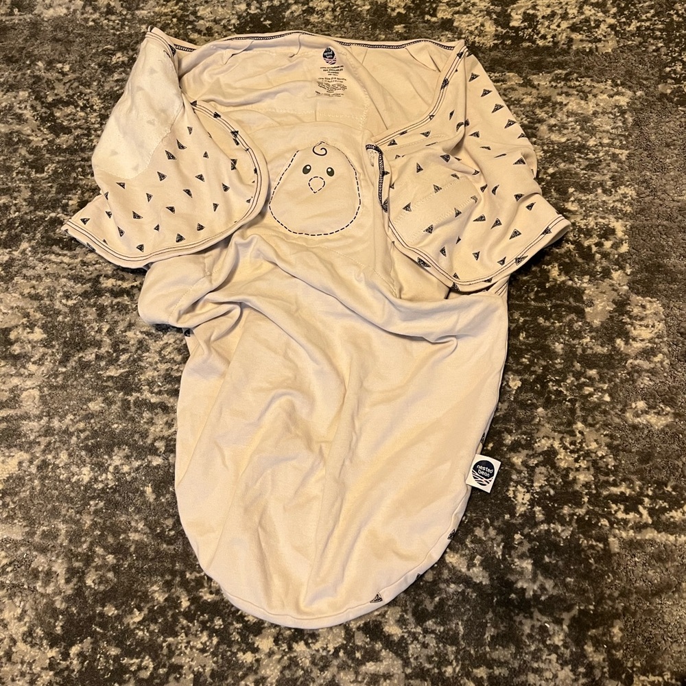 Nested Bean Swaddle 0-6 month